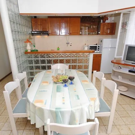 Apartment Summer Near The Sea *